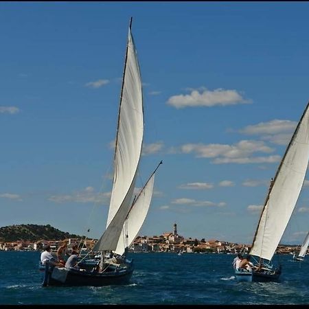 Rooms & Apartments Marinero Бетина Екстериор снимка