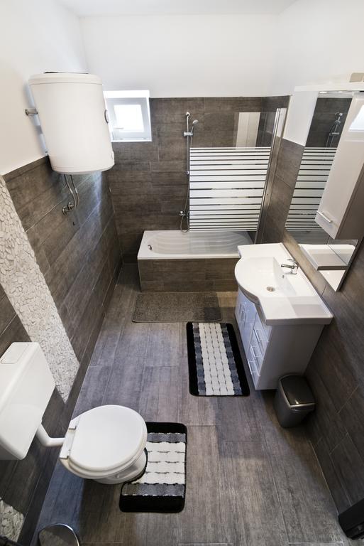 Rooms & Apartments Marinero Бетина Екстериор снимка
