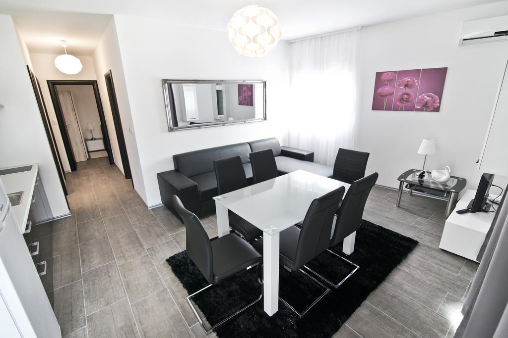Rooms & Apartments Marinero Бетина Екстериор снимка