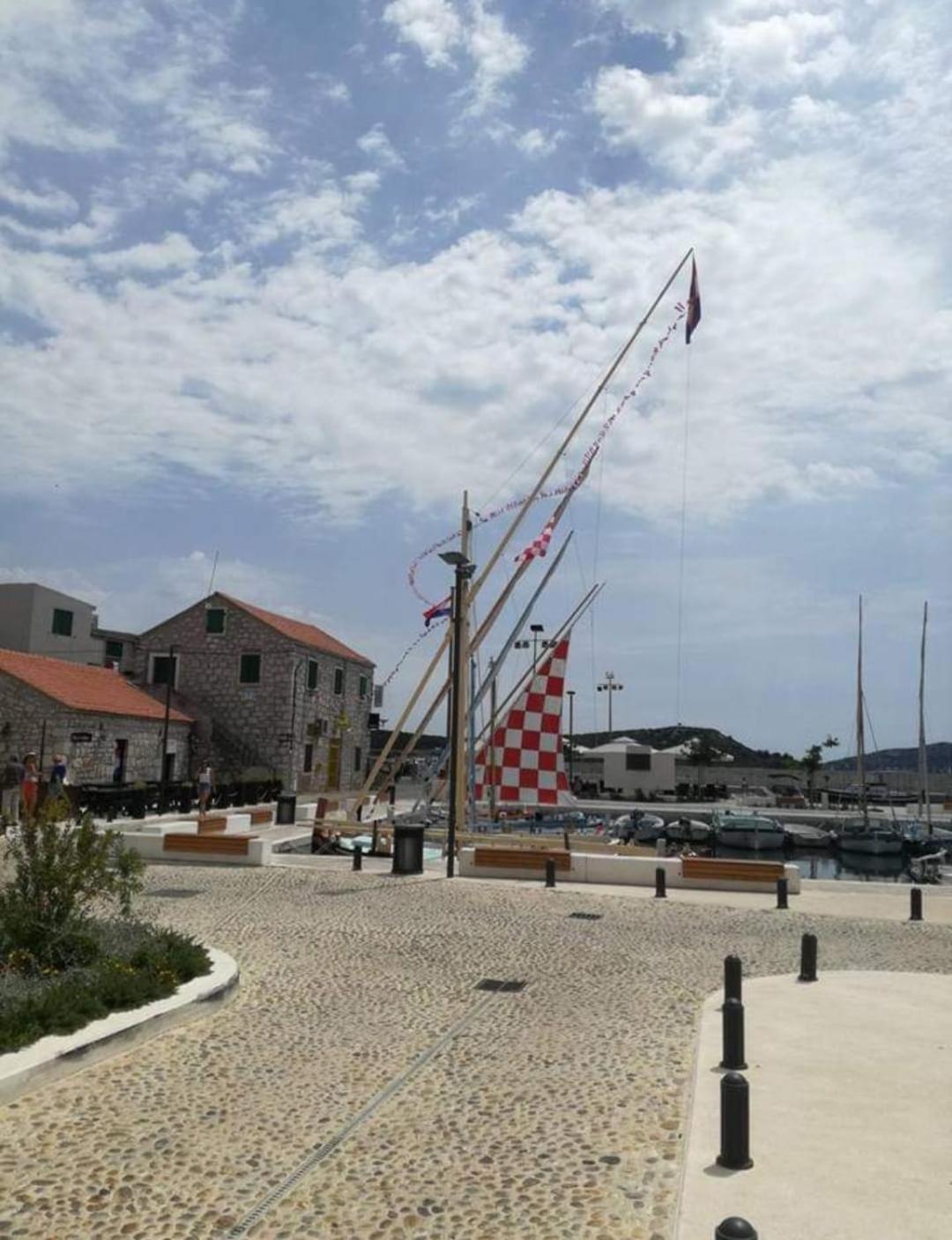 Rooms & Apartments Marinero Бетина Екстериор снимка