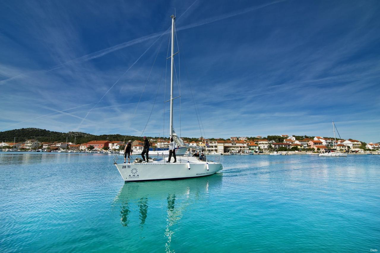 Rooms & Apartments Marinero Бетина Екстериор снимка