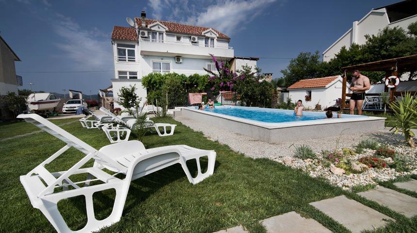 Rooms & Apartments Marinero Бетина Екстериор снимка